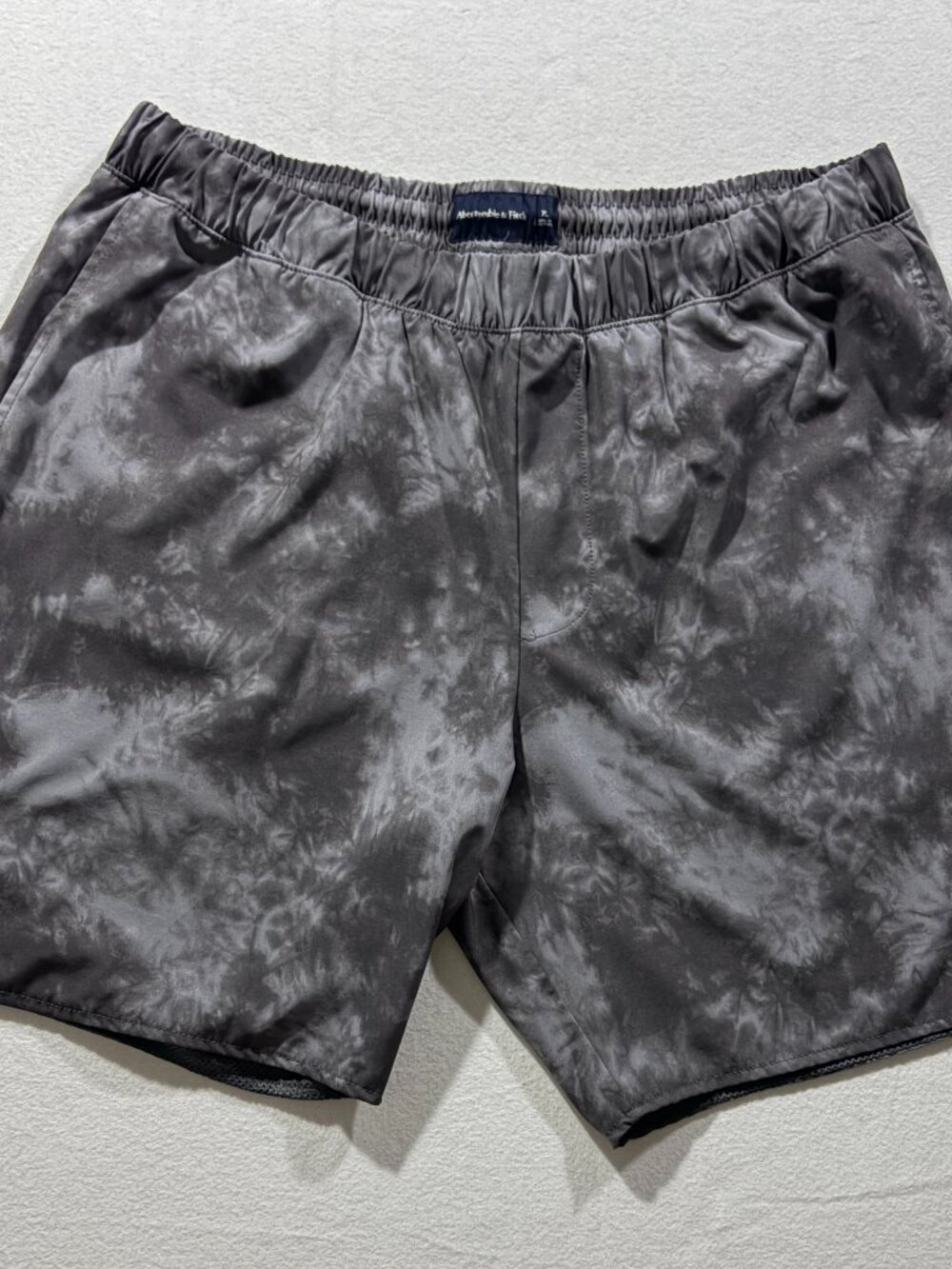 Abercrombie & Fitch Swim Trunks Men’s XL Gray Tie Dye Mesh Lined Shorts
